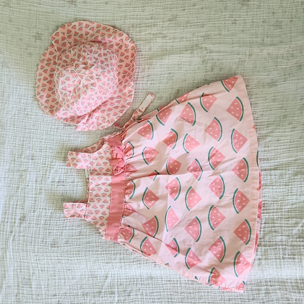 Girl's 12m dress Carter's brand with sun hat